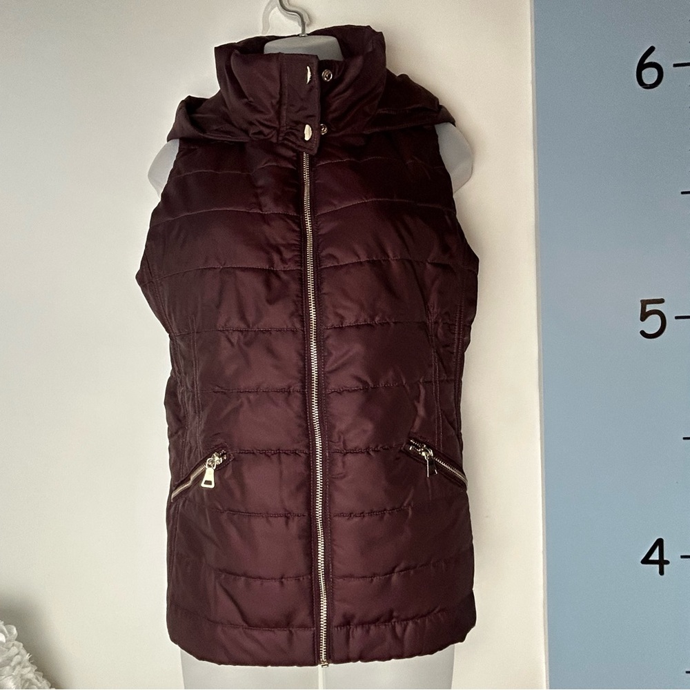 New York & Company Burgundy Puffer Vest